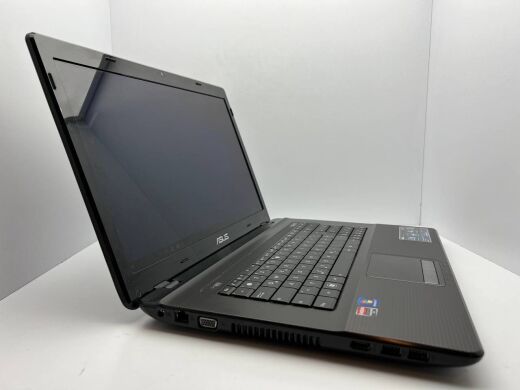 Ноутбук ASUS K73BY / 17.3" (1600x900) TN / AMD E-450 (2 ядра по 1.66 GHz) / 4 GB DDR3 / 80 GB SSD + 500 GB HDD / AMD Radeon HD 7400M, 1 GB GDDR3, 64-bit / WebCam