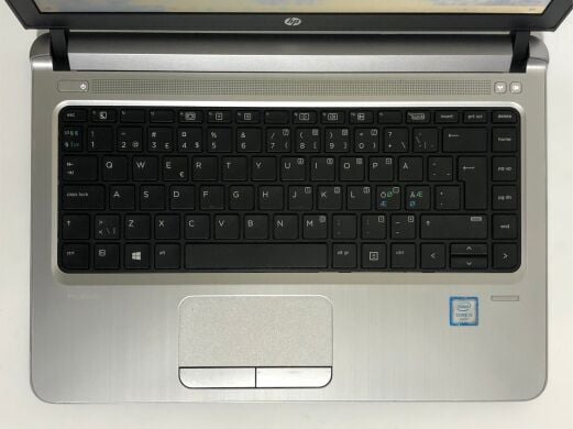 Ноутбук HP ProBook 430 G3 / 13.3" (1366x768) TN / Intel Core i3-6100U (2 (4) ядра по 2.3 GHz) / 8 GB DDR3 / 120 GB SSD / Intel HD Graphics 520 / WebCam / Windows 10 Home