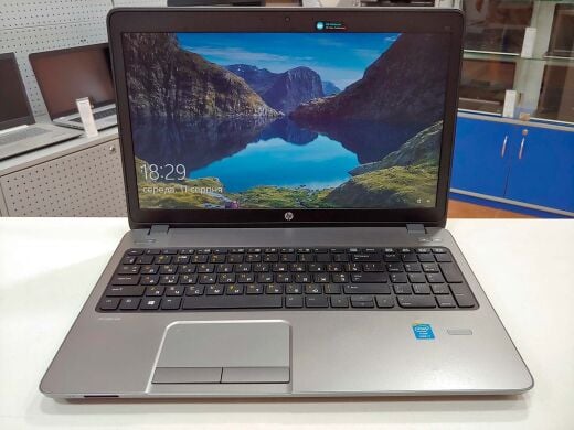 Ноутбук HP ProBook 450 G1 / 15.6" (1366x768) TN / Intel Core i7-4702MQ (4 (8) ядра по 2.2 - 3.2 GHz) / 8 GB DDR3 / 240 GB SSD / AMD Radeon HD 8600/8700M 1GB / DVD / WebCam Ноутбук HP ProBook 450 G1 / 15.6" (1366x768) TN / Intel Core i7-4702MQ (4 (8) ядра по 2.2 - 3.2 GHz) / 8 GB DDR3 / 240 GB SSD / AMD Radeon HD 8600/8700M 1GB / DVD / WebCam