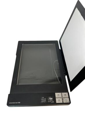Сканер Epson Perfection V30 / USB 2.0 / Без БП