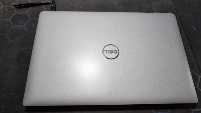 Ультрабук Dell Precision 3490 / 14" (1920x1080) IPS / Intel Core Ultra 7 165H (16 (22) ядер по 3.8 - 5.0 GHz) / 16 GB DDR5 / 480 GB SSD / Intel Arc Graphics / WebCam