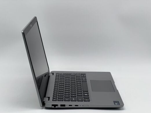 Ультрабук Dell Precision 3490 / 14" (1920x1080) IPS / Intel Core Ultra 7 165H (16 (22) ядер по 3.8 - 5.0 GHz) / 16 GB DDR5 / 480 GB SSD / Intel Arc Graphics / WebCam