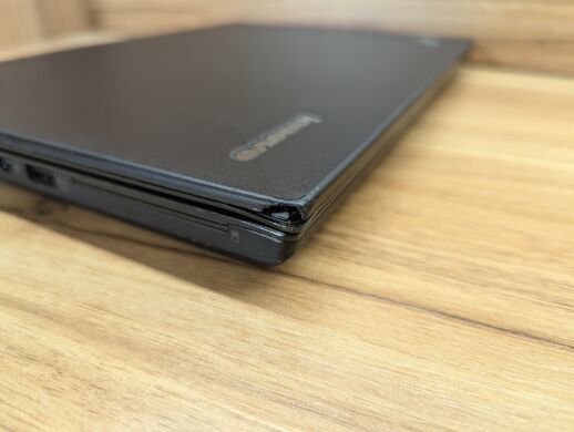 Ультрабук Б-клас Lenovo ThinkPad T450 / 14" (1366x768) TN / Intel Core i5-5300U (2 (4) ядра по 2.3 - 2.9 GHz) / 8 GB DDR3 / 240 GB SSD / Intel HD Graphics 5500 / WebCam / Windows 10