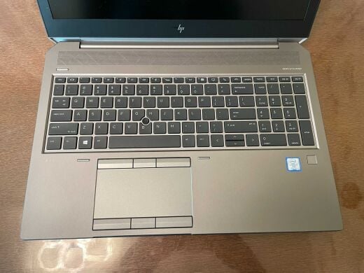 Мобільна робоча станція HP ZBook 15 G6 / 15.6" (1920x1080) IPS / Intel Core i7-9850H (6 (12) ядер по 2.6 - 4.6 GHz) / 16 GB DDR4 / 256 GB SSD / nVidia Quadro T1000, 4 GB GDDR5, 128-bit / WebCam Мобільна робоча станція HP ZBook 15 G6 / 15.6" (1920x1080) IPS / Intel Core i7-9850H (6 (12) ядер по 2.6 - 4.6 GHz) / 16 GB DDR4 / 256 GB SSD / nVidia Quadro T1000, 4 GB GDDR5, 128-bit / WebCam