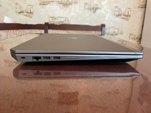 Мобільна робоча станція HP ZBook 15 G6 / 15.6" (1920x1080) IPS / Intel Core i7-9850H (6 (12) ядер по 2.6 - 4.6 GHz) / 16 GB DDR4 / 256 GB SSD / nVidia Quadro T1000, 4 GB GDDR5, 128-bit / WebCam Мобільна робоча станція HP ZBook 15 G6 / 15.6" (1920x1080) IPS / Intel Core i7-9850H (6 (12) ядер по 2.6 - 4.6 GHz) / 16 GB DDR4 / 256 GB SSD / nVidia Quadro T1000, 4 GB GDDR5, 128-bit / WebCam