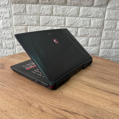 Игровой ноутбук MSI GE72MVR 7RG Apache Pro / 17.3" (1920x1080) IPS / Intel Core i7-7700HQ (4 (8) ядра по 2.8 - 3.8 GHz) / 16 GB DDR4 / 128 GB SSD + 1000 GB HDD / nVidia GeForce GTX 1070, 8 GB GDDR5, 256-bit / WebCam Игровой ноутбук MSI GE72MVR 7RG Apache Pro / 17.3" (1920x1080) IPS / Intel Core i7-7700HQ (4 (8) ядра по 2.8 - 3.8 GHz) / 16 GB DDR4 / 128 GB SSD + 1000 GB HDD / nVidia GeForce GTX 1070, 8 GB GDDR5, 256-bit / WebCam