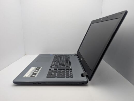 Ноутбук Acer Aspire E5-731 / 17.3" (1600x900) TN / Intel Pentium 3556U (2 ядра по 1.7 GHz) / 8 GB DDR3 / 1000 GB HDD / Intel HD Graphics / WebCam / DVD-ROM
