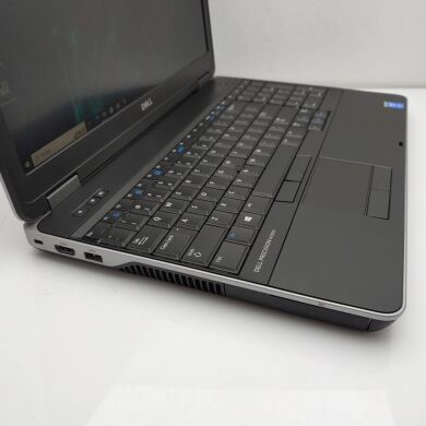 Мобільна робоча станція Dell Precision M2800 / 15.6" (1920x1080) IPS / Intel Core i7-4810MQ (4 (8) ядра по 2.8 - 3.8 GHz) / 8 GB DDR3 / 256 GB SSD / AMD FirePro W4170M, 2 GB GDDR5, 128-bit / WebCam / DVD-ROM / Win 10 Pro