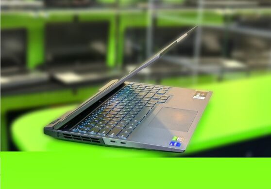 Ігровий ноутбук Lenovo Legion 5 Pro 16IAH7H / 16" (2560x1600) IPS / Intel Core i7-12700H (14 (20) ядер по 3.5 - 4.7 GHz) / 16 GB DDR5 / 1000 GB SSD M.2 / nVidia GeForce RTX 3070, 8 GB GDDR6, 256-bit / WebCam / Win 11 Home