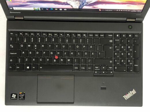 Мобільна робоча станція Б-клас Lenovo ThinkPad W540 / 15.6" (2880x1620) IPS / Intel Core i7-4800MQ (4 (8) ядра по 2.7 - 3.7 GHz) / 16 GB DDR3 / 256 GB SSD / nVidia Quadro K2100M, 2 GB GDDR5, 128-bit / WebCam / Win 10 Pro