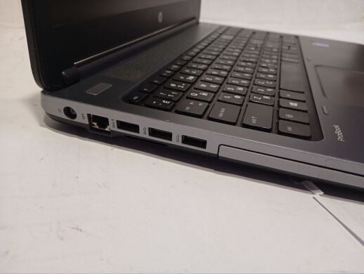 Ноутбук Б-класс HP ProBook 650 G1 / 15.6" (1920x1080) TN / Intel Core i5-4200M (2 (4) ядра по 2.5 - 3.1 GHz) / 8 GB DDR3 / 500 GB HDD / Intel HD Graphics 4600 / WebCam / АКБ не держит