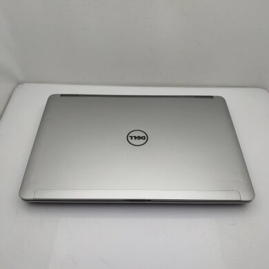 Мобільна робоча станція Dell Precision M2800 / 15.6" (1920x1080) IPS / Intel Core i7-4810MQ (4 (8) ядра по 2.8 - 3.8 GHz) / 8 GB DDR3 / 256 GB SSD / AMD FirePro W4170M, 2 GB GDDR5, 128-bit / WebCam / DVD-ROM / Win 10 Pro
