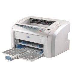 Принтер Б-класс HP LaserJet 1018 / Лазерная монохромная печать / 600x600 dpi / A4 / 12 стр/мин / USB 2.0