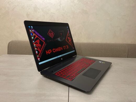 Ігровий ноутбук HP Omen 17-w253dx / 17.3" (1920x1080) IPS / Intel Core i7-7700HQ (4 (8) ядра по 2.8 - 3.8 GHz) / 16 GB DDR4 / 256 GB SSD + 500 GB HDD / nVidia GeForce GTX 1050 Ti, 4 GB GDDR5, 128-bit / WebCam