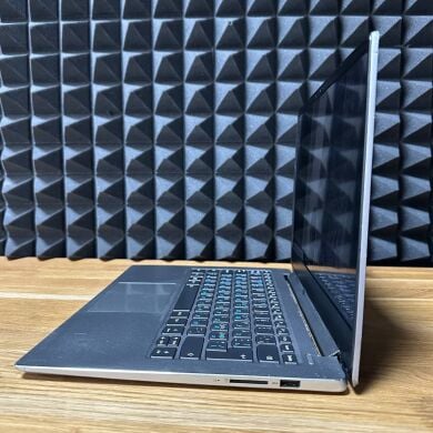 Ультрабук Б-класс Lenovo IdeaPad 530S-14ARR / 14" (1920x1080) IPS / AMD Ryzen 3 2200U (2 (4) ядра по 2.5 - 3.4 GHz) / 8 GB DDR4 / 256 GB SSD / AMD Radeon Vega 3 Graphics / WebCam