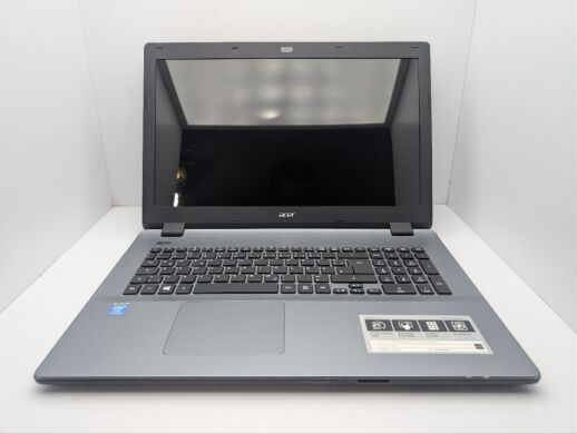 Ноутбук Acer Aspire E5-731 / 17.3" (1600x900) TN / Intel Pentium 3556U (2 ядра по 1.7 GHz) / 8 GB DDR3 / 1000 GB HDD / Intel HD Graphics / WebCam / DVD-ROM