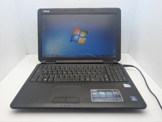 Ноутбук Asus P50IJ / 15.6" (1366x768) TN / Intel Pentium T4500 (2 ядра по 2.3 GHz) / 4 GB DDR3 / 250 GB HDD / Intel HD Graphics 620 / WebCam / DVD-ROM