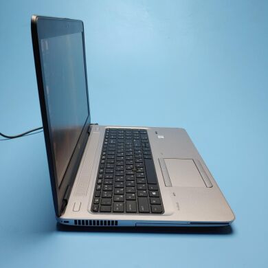 Ноутбук Б-клас HP ProBook 650 G2 / 15.6" (1366x768) TN / Intel Core i5-6300U (2 (4) ядра по 2.4 - 3.0 GHz) / 8 GB DDR4 / 480 GB SSD / AMD Radeon R7 M365X, 2 GB GDDR5, 128-bit / WebCam / Win 10 Pro