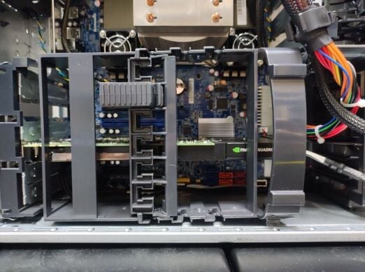 Робоча станція Lenovo ThinkStation S30 Tower / Intel Xeon E5-1650 v2 (6 (12) ядер по 3.5 - 3.9 GHz) / 32 GB DDR3 / 1000 GB HDD / nVidia Quadro K4000, 3 GB GDDR5, 192-bit / 610W / DVI / DisplayPort