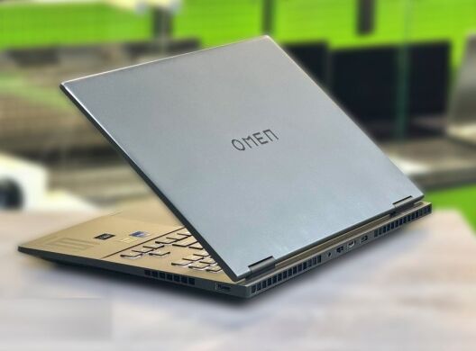 Ігровий ноутбук HP Omen 16T-wf100 / 16.1" (1920x1080) IPS / Intel Core i7-14700HX (20 (28) ядер по 2.1 - 5.4&nbsp;GHz) / 16 GB DDR5 / 1000 GB SSD M.2 / nVidia GeForce RTX 4060, 8 GB GDDR6, 128-bit / WebCam / Win 11 Home