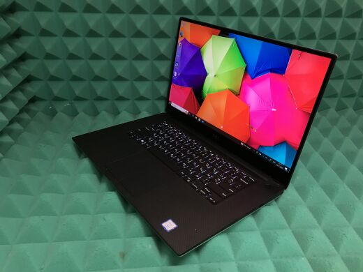 Игровой ноутбук Б-класс Dell XPS 15 9570 / 15.6" (3840x2160) IPS Touch / Intel Core i7-8750H (6 (12) ядер по 2.2 - 4.1 GHz) / 16 GB DDR4 / 512 GB SSD M.2 / nVidia GeForce GTX 1050 Ti, 4 GB GDDR5, 128-bit / WebCam / HDMI / Windows 10 лицензия