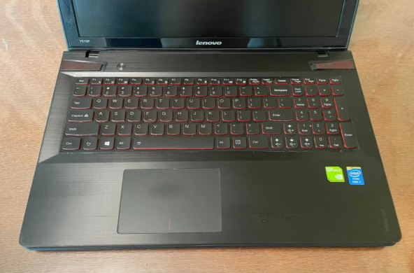 Игровой ноутбук Б-класс Lenovo IdeaPad Y510p / 15.6" (1920x1080) IPS / Intel Core i7-4710MQ (4 (8) ядра по 2.5 - 3.5 GHz) / 16 GB DDR3 / 128 GB SSD / nVidia GeForce GT 755M, 2 GB GDDR5, 128-bit / WebCam