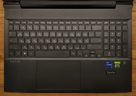 Игровой ноутбук HP Victus 16-d0xxx / 15.6" (1920x1080) IPS / Intel Core i7-11800H (8 (16) ядер по 2.3 - 4.6 GHz) / 32 GB DDR4 / 1000 GB SSD / nVidia GeForce RTX 3060, 6 GB GDDR6, 192-bit / WebCam / Windows 10