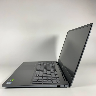 Ігровий ультрабук Б-клас Dell Vostro 7590 / 15.6" (1920x1080) IPS / Intel Core i7-9750H (6 (12) ядер по 2.6 - 4.5 GHz) / 16 GB DDR4 / 512 GB SSD / nVidia GeForce GTX 1650, 4 GB GDDR6, 128-bit / WebCam / USB Type-C