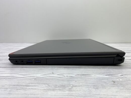 Ноутбук Fujitsu LifeBook E746 / 14" (1920x1080) IPS / Intel Core i7-6600U (2 (4) ядра по 2.6 - 3.4 GHz) / 8 GB DDR4 / 120 GB SSD / Intel HD Graphics 520 / WebCam
