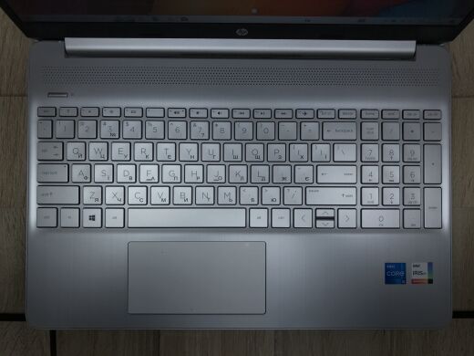Ноутбук HP 15t-dy100 / 15.6" (1920x1080) IPS Touch / Intel Core i5-1035G1 (4 (8) ядра по 1.0 - 3.6 GHz) / 8 GB DDR4 / 256 GB SSD M.2 / Intel UHD Graphics / WebCam / HDMI