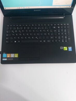Ноутбук Lenovo G50-70 / 15.6" (1366x768) TN / Intel Pentium N3530 (4 ядра по 2.16 - 2.58 GHz) / 8 GB DDR3 / 128 GB SSD / nVidia GeForce 820M, 1 GB GDDR3, 64-bit / WebCam / DVD-ROM + Беспроводная мышка