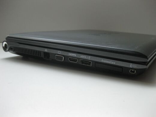 Ноутбук Sony Vaio VPCF1 / 16.4" (1600x900) TN / Intel Core i7-740QM (4 (8) ядра по 1.73 - 2.93 GHz) / 8 GB DDR3 / 256 GB SSD / nVidia GeForce 310M, 512 MB GDDR3, 64-bit / WebCam