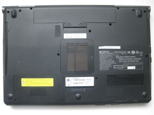 Ноутбук Sony Vaio VPCF1 / 16.4" (1600x900) TN / Intel Core i7-740QM (4 (8) ядра по 1.73 - 2.93 GHz) / 8 GB DDR3 / 256 GB SSD / nVidia GeForce 310M, 512 MB GDDR3, 64-bit / WebCam