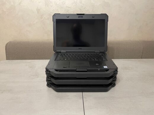 Захищений ноутбук Dell Latitude 5420 Rugged / 14" (1920x1080) IPS Touch / Intel Core i5-8350U (4 (8) ядра по 1.7 - 3.6 GHz) / 16 GB DDR4 / 256 GB SSD M.2 / Intel UHD Graphics 620 / WebCam / 4G LTE / Стилус / Fingerprint / Два АКБ