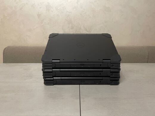 Захищений ноутбук Dell Latitude 5420 Rugged / 14" (1920x1080) IPS Touch / Intel Core i5-8350U (4 (8) ядра по 1.7 - 3.6 GHz) / 16 GB DDR4 / 256 GB SSD M.2 / Intel UHD Graphics 620 / WebCam / 4G LTE / Стилус / Fingerprint / Два АКБ