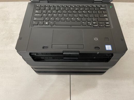 Захищений ноутбук Dell Latitude 5420 Rugged / 14" (1920x1080) IPS Touch / Intel Core i5-8350U (4 (8) ядра по 1.7 - 3.6 GHz) / 16 GB DDR4 / 256 GB SSD M.2 / Intel UHD Graphics 620 / WebCam / 4G LTE / Стилус / Fingerprint / Два АКБ
