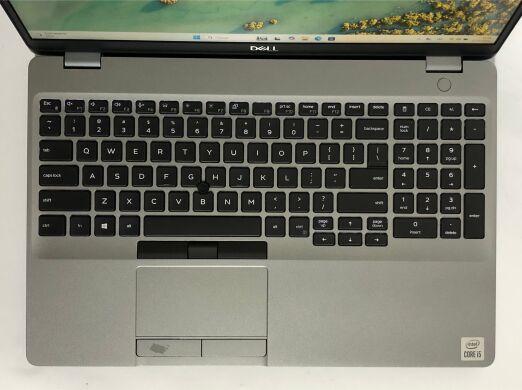 Мобільна робоча станція Б-клас Dell Precision 3551 / 15.6" (1920x1080) IPS / Intel Core i5-10300H (4 (8) ядра по 2.5 - 4.5 GHz) / 16 GB DDR4 / 256 GB SSD NVMe / nVidia Quadro P620, 4 GB GDDR5, 128-bit / WebCam / Win 11 Pro