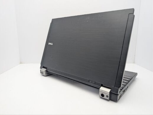 Нетбук Б-клас Dell Latitude E4200 / 12.1" (1280x800) TN / Intel Core 2 Duo SU9600 (2 ядра по 1.6 GHz) / 5 GB DDR3 / 60 GB SSD / Intel HD Graphics / Без АКБ