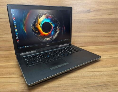 3 шт. Мобільних робочих станцій: Dell Precision 7720 / 17.3" (1920x1080) IPS / Intel Core i7-7820HQ (4 (8) ядра по 2.9 - 3.9 GHz) / 32 GB DDR4 / 512 GB SSD / nVidia Quadro P4000, 8 GB GDDR5, 256-bit / HDMI / Windows 10