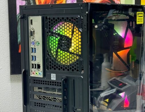 Ігровий ПК GameMax Aero Black Tower / AMD Ryzen 7 7800X3D (8 (16) ядер по 4.2 - 5.0 GHz) / 32 GB DDR5 / 1000 GB SSD / AMD Radeon Rx 6800 Xt Phantom Gaming, 16 GB GDDR6, 256-bit / 750W / Win 11 Ігровий ПК GameMax Aero Black Tower / AMD Ryzen 7 7800X3D (8 (16) ядер по 4.2 - 5.0 GHz) / 32 GB DDR5 / 1000 GB SSD / AMD Radeon Rx 6800 Xt Phantom Gaming, 16 GB GDDR6, 256-bit / 750W / Win 11