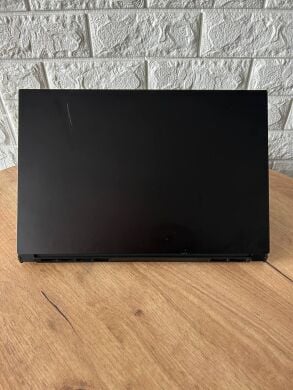 Ігровий ноутбук Б-клас MSI GS66 Stealth 10SF / 15.6" (1920x1080) IPS / Intel Core i7-10750H (6 (12) ядер по 2.6 - 5.0 GHz) / 16 GB DDR4 / 512 GB SSD / nVidia GeForce RTX 2070 Max-Q, 8 GB GDDR6, 256-bit / WebCam