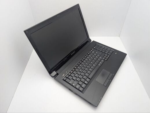 Ноутбук Lenovo B560 / 15.6" (1366x768) TN / Intel Core i5-480M (2 (4) ядра по 2.6 - 2.9 GHz) / 6 GB DDR3 / 320 GB HDD / Intel HD Graphics / WebCam / DVD-ROM Ноутбук Lenovo B560 / 15.6" (1366x768) TN / Intel Core i5-480M (2 (4) ядра по 2.6 - 2.9 GHz) / 6 GB DDR3 / 320 GB HDD / Intel HD Graphics / WebCam / DVD-ROM