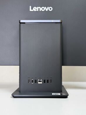 Новый моноблок Lenovo IdeaCentre 3 24ARR9 / 24" (1920x1080) IPS / AMD Ryzen 5 7535HS (6 (12) ядер по 3.3 - 4.5 GHz) / 16 GB DDR5 / 512 GB SSD / AMD Radeon 660M Graphics / WebCam / 2x 3W / Клавиатура и мышка