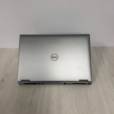 Мобильная рабочая станция Б-класс Dell Precision 7740 / 17.3" (1920x1080) IPS / Intel Core i7-9750H (6 (12) ядер по 2.6 - 4.5 GHz) / 24 GB DDR4 / 256 GB SSD / nVidia Quadro RTX 3000, 6 GB GDDR6, 192-bit / WebCam