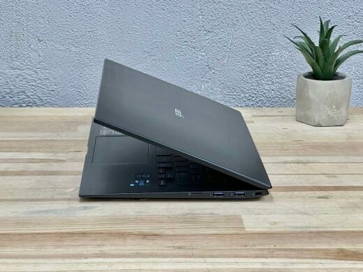 Ультрабук LG Gram 14Z90P / 14" (1920x1080) IPS / Intel Core i7-1165G7 (4 (8) ядра по 2.8 - 4.7 GHz) / 8 GB DDR4 / 512 GB SSD / Intel Iris Xe Graphics / WebCam / Win 11 Home Ультрабук LG Gram 14Z90P / 14" (1920x1080) IPS / Intel Core i7-1165G7 (4 (8) ядра по 2.8 - 4.7 GHz) / 8 GB DDR4 / 512 GB SSD / Intel Iris Xe Graphics / WebCam / Win 11 Home