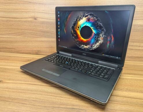 3 шт. Мобільних робочих станцій: Dell Precision 7720 / 17.3" (1920x1080) IPS / Intel Core i7-7820HQ (4 (8) ядра по 2.9 - 3.9 GHz) / 32 GB DDR4 / 512 GB SSD / nVidia Quadro P4000, 8 GB GDDR5, 256-bit / HDMI / Windows 10