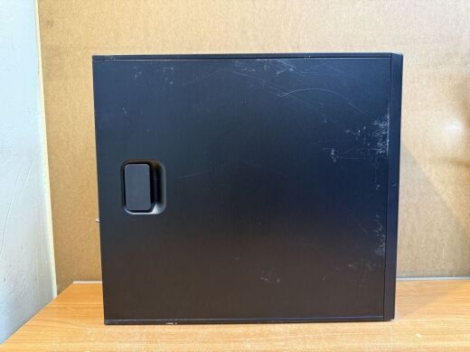 Комп'ютер Б-клас HP Z240 Workstation Tower / Intel Core i7-6700 (4 (8) ядра по 3.4 - 4.0 GHz) / 16 GB DDR4 / 250 GB SSD / Intel HD Graphics 530 / 400W / DVD-ROM / DisplayPort