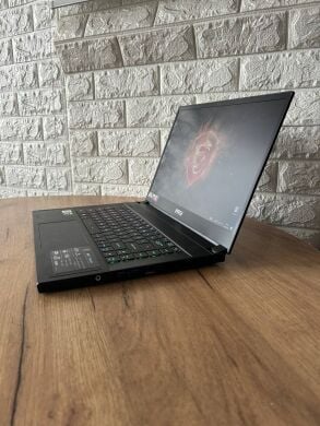 Ігровий ноутбук Б-клас MSI GS66 Stealth 10SF / 15.6" (1920x1080) IPS / Intel Core i7-10750H (6 (12) ядер по 2.6 - 5.0 GHz) / 16 GB DDR4 / 512 GB SSD / nVidia GeForce RTX 2070 Max-Q, 8 GB GDDR6, 256-bit / WebCam
