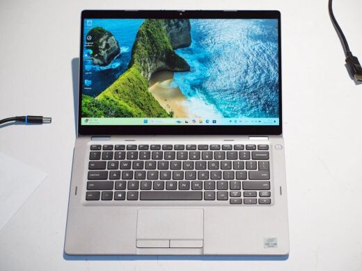 Ультрабук-трансформер Б-класс Dell Latitude 5310 2-in-1 / 13.3" (1920x1080) IPS Touch / Intel Core i7-10810U (6 (12) ядра по 1.1 - 4.9 GHz) / 16 GB DDR4 / 512 GB SSD / Intel UHD Graphics / WebCam