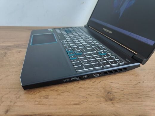 Ігровий ноутбук Б-клас Acer Predator PH 315-52-78VL / 15.6" (1920x1080) IPS / Intel Core i7-9750H (6 (12) ядер по 2.6 - 4.5 GHz) / 16 GB DDR4 / 1000 GB SSD + 256 GB SSD / nVidia GeForce GTX 1660 Ti, 6 GB GDDR6, 192-bit / WebCam / Windows 10